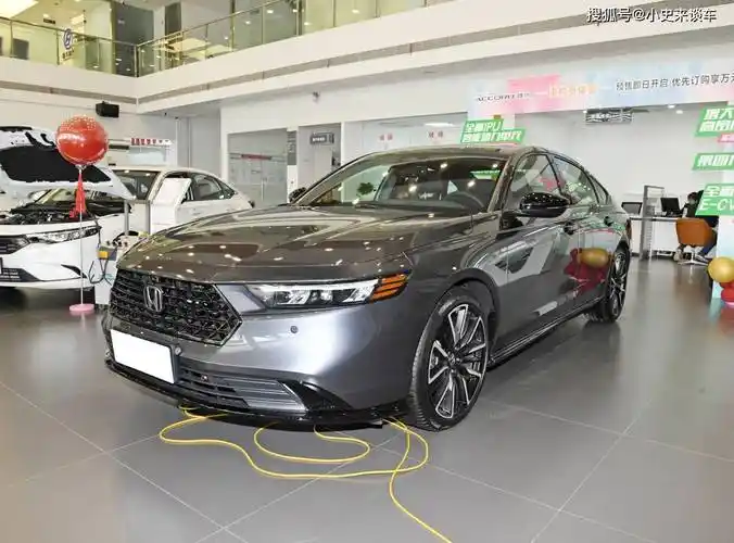 2023款本田雅阁实车到店!不足18万搭载2.0l混动系统,油耗仅4.