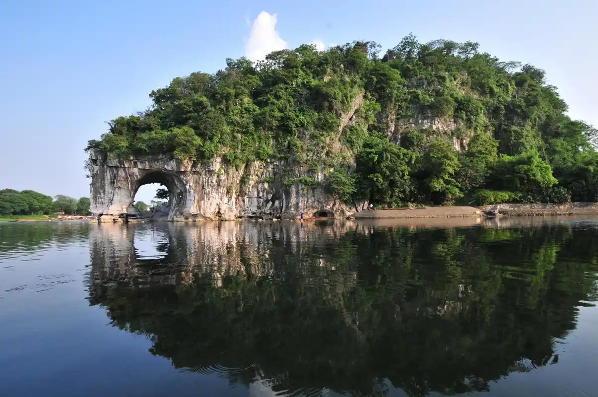 桂林象鼻山景区电子票(未取票随时退 提前半小时)