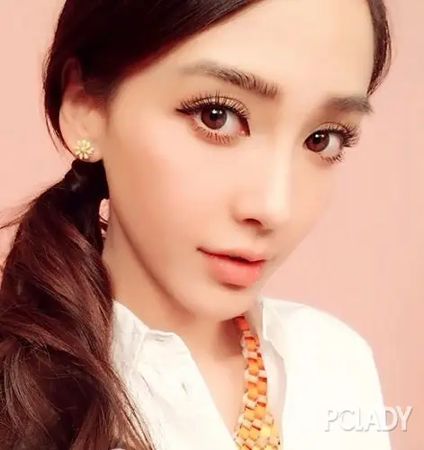 ab杨幂的欧式双眼皮全靠蕾丝双眼皮神器