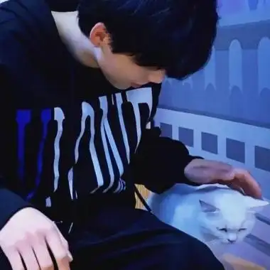 男生头像简单干净简约图片超帅气男生气质微信头像图片