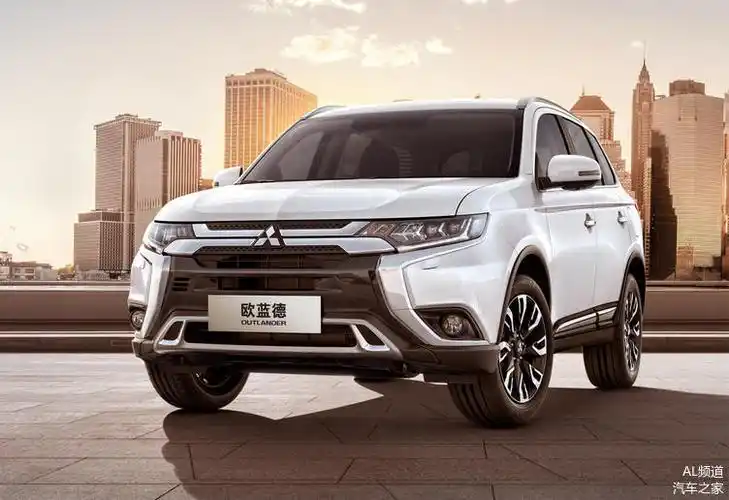2021款三菱欧蓝德上市1598万起性价比如何