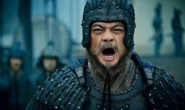 三国真正的神射手黄忠,百发百中,能和关羽大战几百回合不落下风