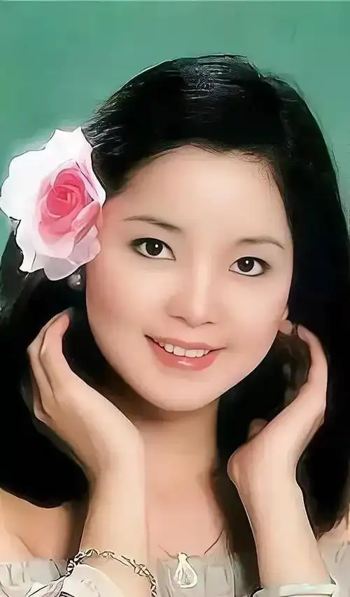 「邓丽君」花纱疏疏清音绻_网易订阅