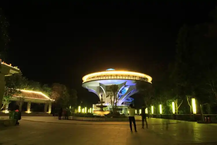 神光山国家森林公园