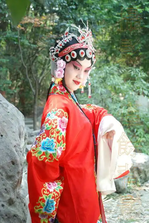 七月十九日 成都浣花溪公园拍摄戏曲角色之青衣