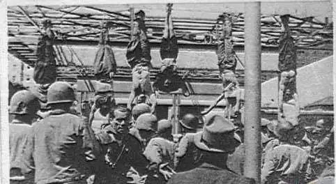 墨索裏尼遗体入殓曝尸照[组图]