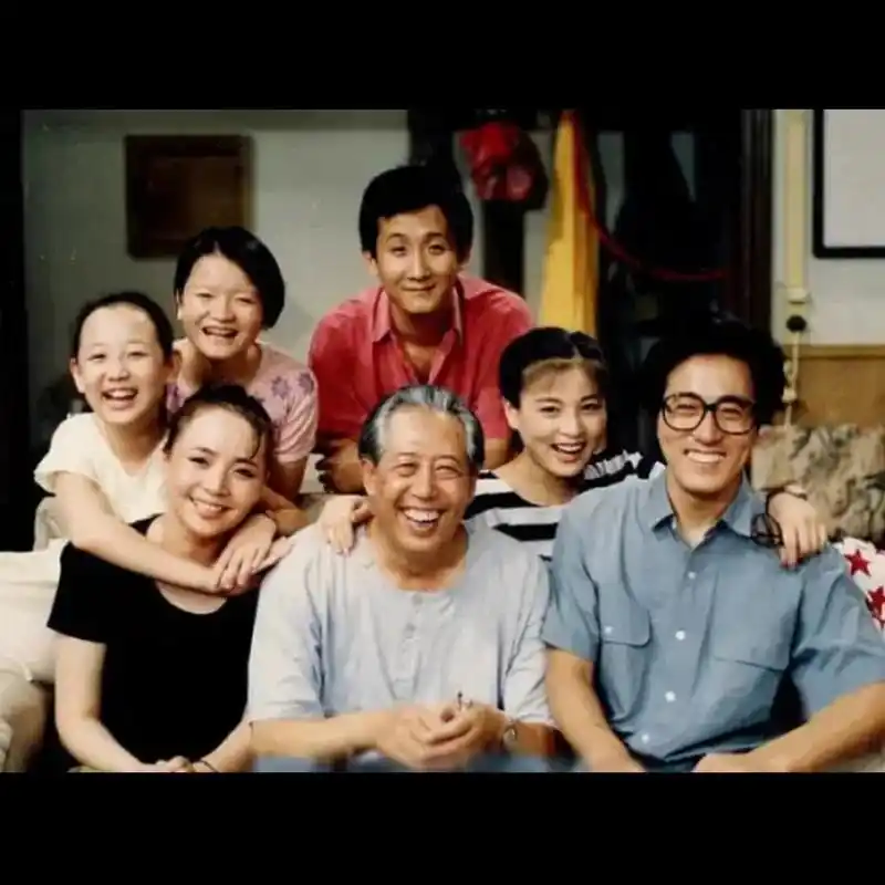 好剧|我爱我家 1993 共120集 室内情景喜剧 推荐【5/5】在我心中没有