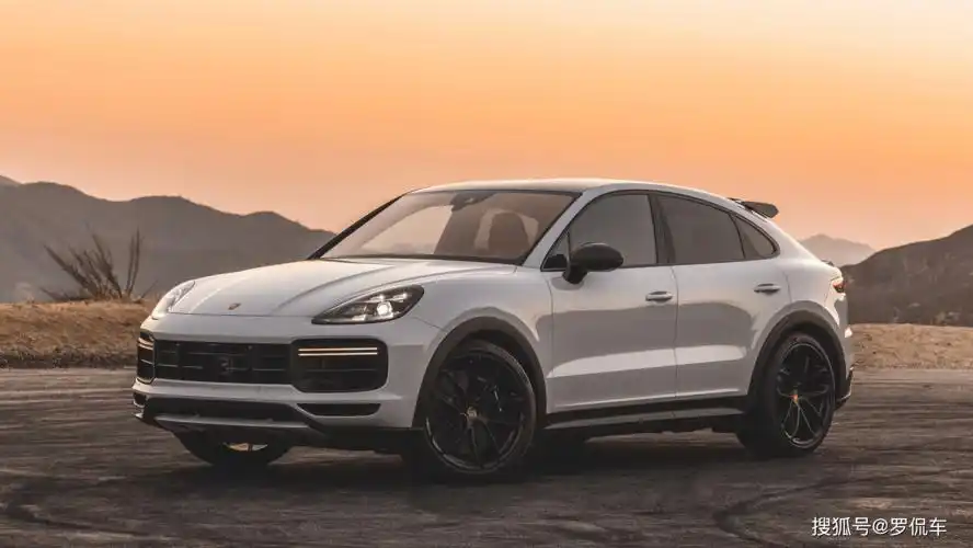 suv中的顶级扛把子,2022款保时捷卡宴turbo gt-搜狐大视野-搜狐新闻