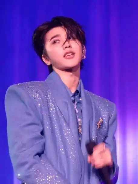 979797@蔡徐坤      摄/@短暂逃离真实快乐  #蔡徐坤2023迷