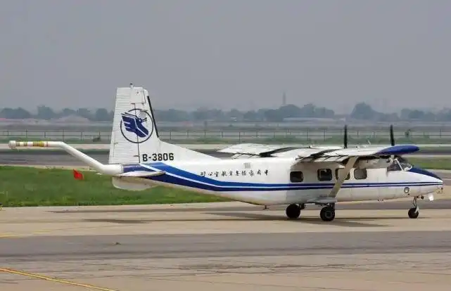 老妪被飞机撞死,飞龙专业航空b-3802机10.28小河口空难