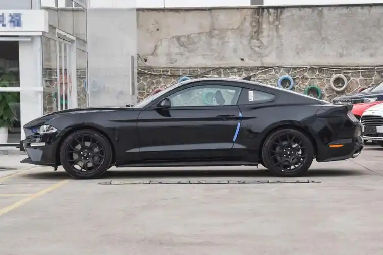 现车颜色齐全,全包落地价36万左右～#福田野马