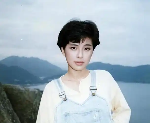 让我们来回顾罗美薇和张学友的浪漫爱情旅程:这是一场关于爱,拼搏和