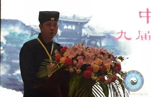 中国道教协会九届三次常务理事会议在青城山召开