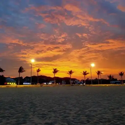 黄昏小众ins背景图