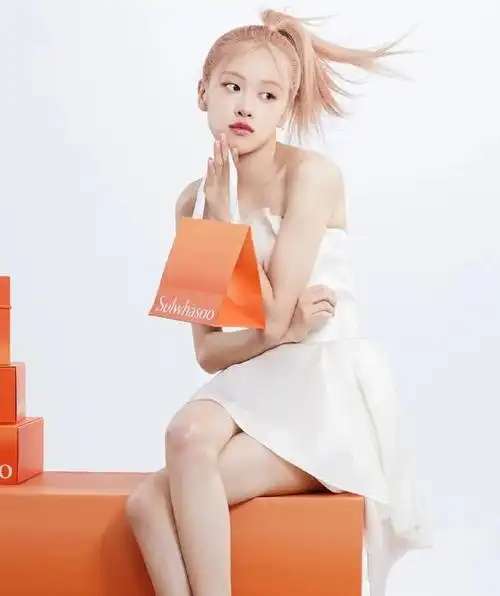 朴彩英雪花秀全球品牌代言人##朴彩英万千瑰色