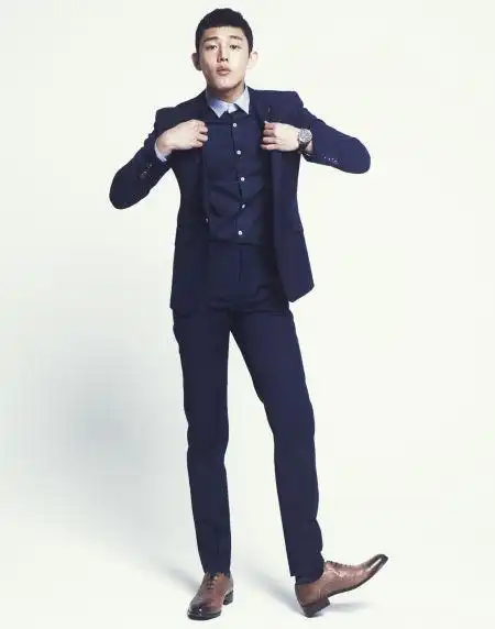 韩星刘亚仁代言品牌服饰展自信风采(图)