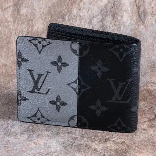 【即拍即得】【99新】lv路易威登 拼色短款钱夹 男士钱包