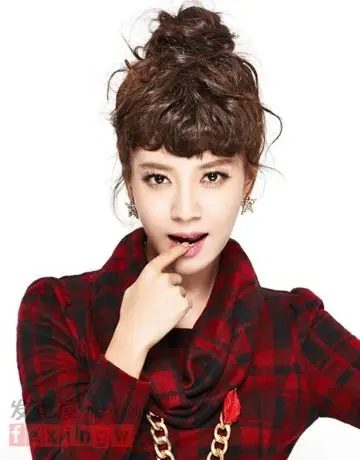 国民女神宋智孝示范 灵动百变扎发造型