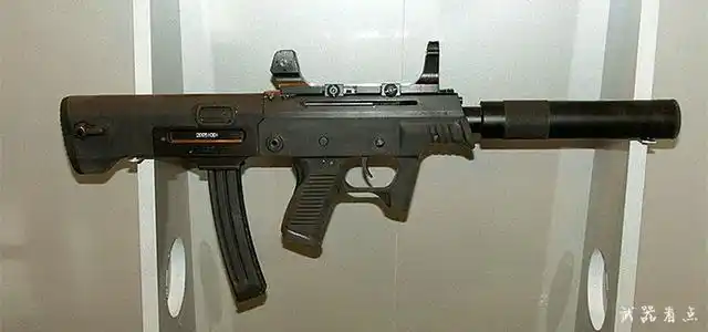 军事丨国产js-9毫米冲锋枪,有着鲜明的个性,整体性能更为出色