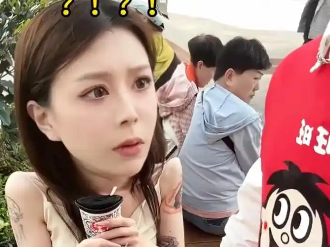 当我打扮成精神小伙和女朋友约会时