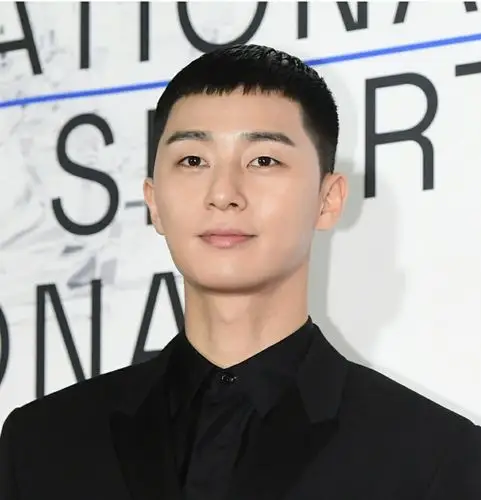 栗子头发型火爆全网跟随朴叙俊变身时尚达人