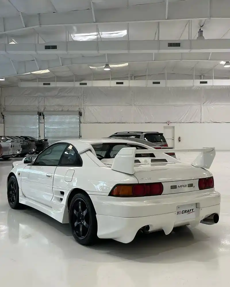 丰田mr2.说到日本中置发动机跑车,能与欧美跑车相媲美的,就 - 抖音