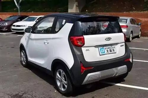 城市代步两人出行,奇瑞微型电动汽车eq1小蚂蚁试驾