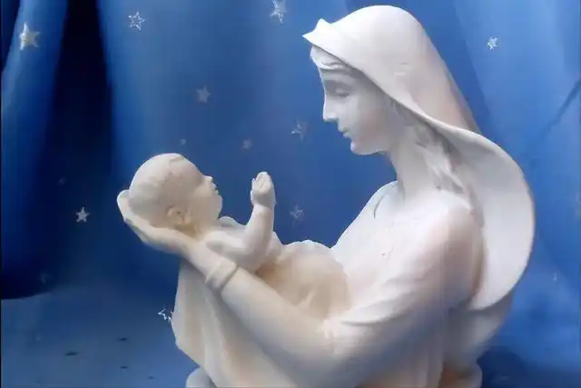 近年来,全球范围内的圣母像"流泪"现象却此起彼伏,释迦牟尼也曾预警末