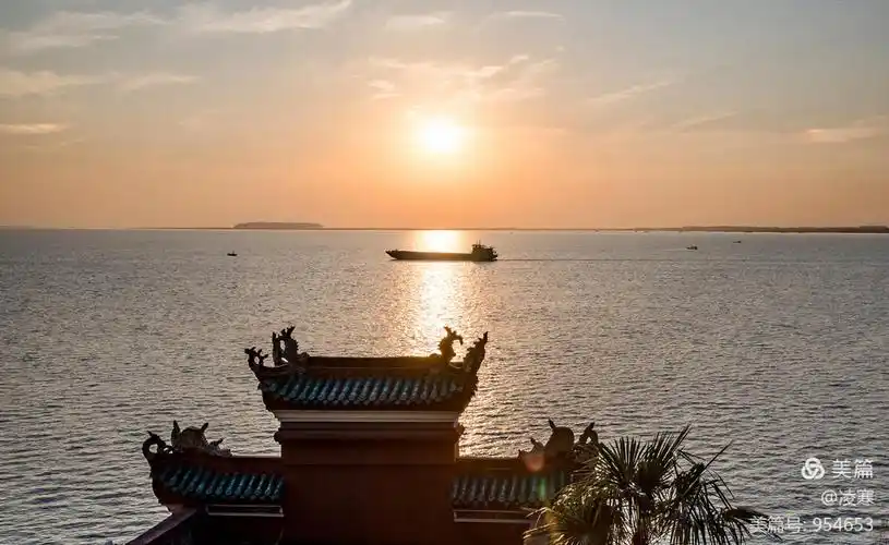 洞庭天下水 岳阳天下楼