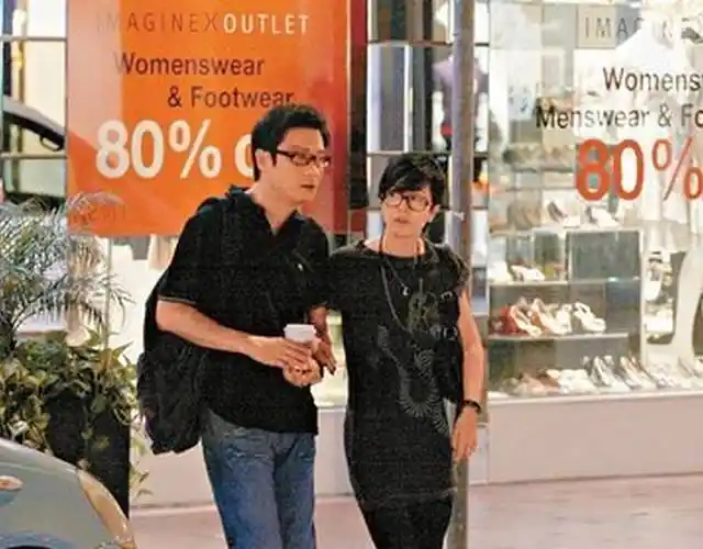 揭秘男星原配现状