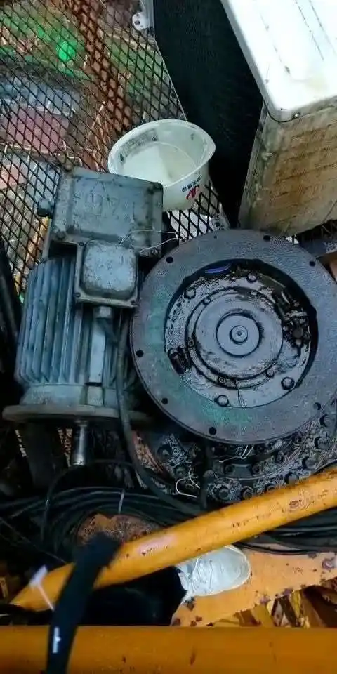 塔吊上的一个回转电机,能开吗