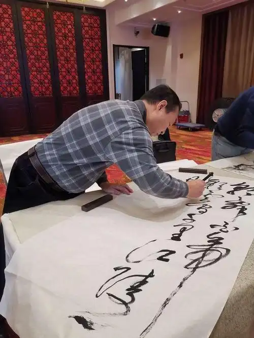 书法家华露香书法家刘志恒花鸟画家邓学敏全体嘉宾合影留念徐氏画家