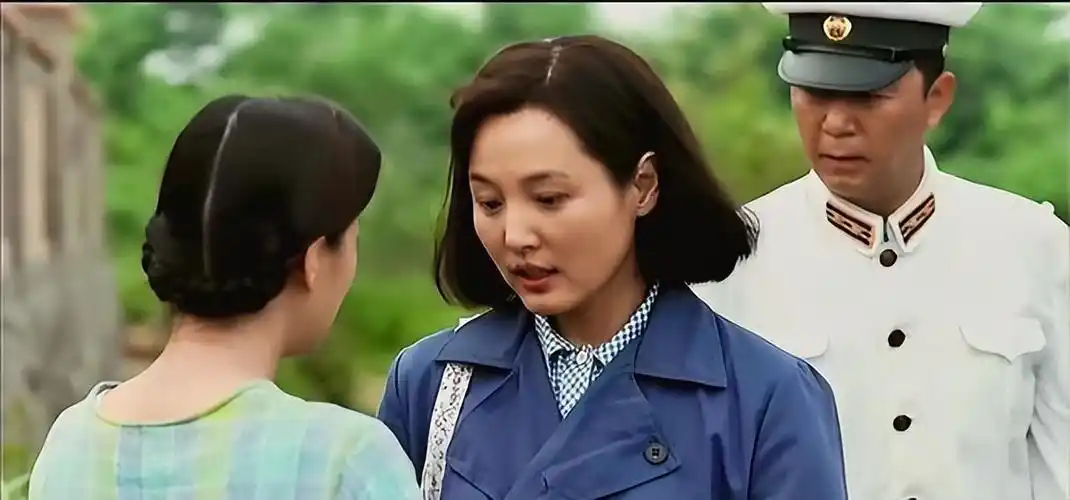 回顾演员张延暴瘦20斤她的坚持是父母爱情中不可或缺的存在