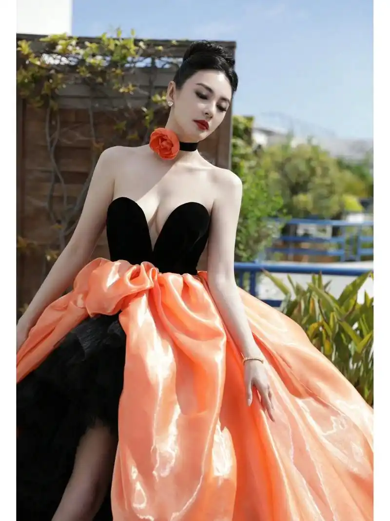 张雨绮 张雨绮颈上添个花95!亮相戛纳电影节!