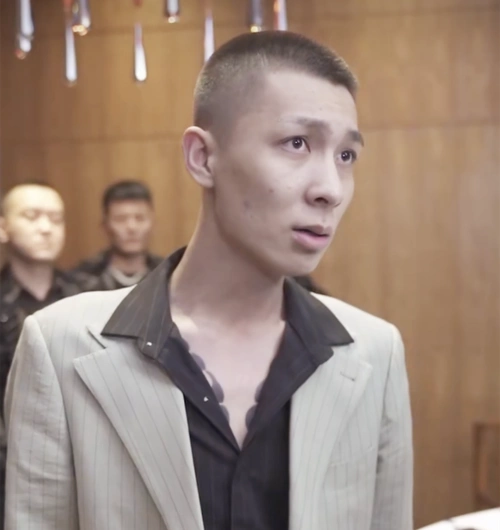 22岁网红"五道口宏楠"触电身亡!母亲起诉供电公司,索赔121万