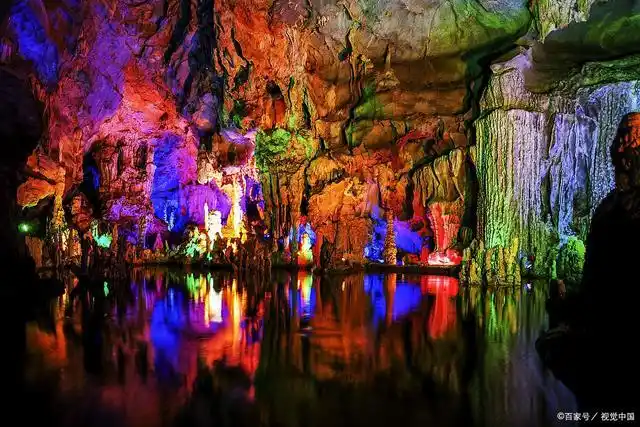 作七星岩风景区攻略,首先应该了解七星岩的位置,它位于广西桂林七星