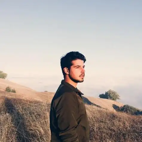 欧美男模头像带风景 欧美头像图片大全 -【爱个性】