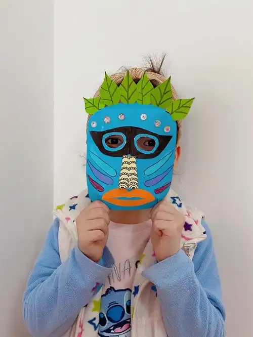 青岛为明学校一年级美术空中课堂"童心画世界"之九—— 《非洲面具》