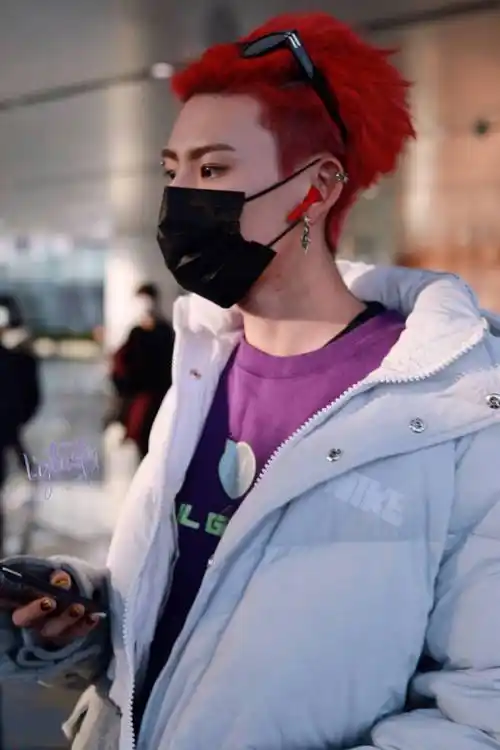 小鬼昨晚北京机场出发飞回厦门小甜琳新年快乐回家好好过年吧