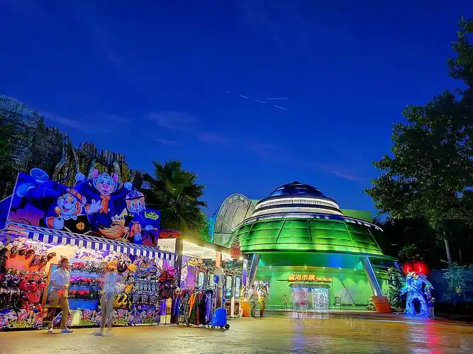 超级万圣节带你去汉溪长隆与僵尸鬼混