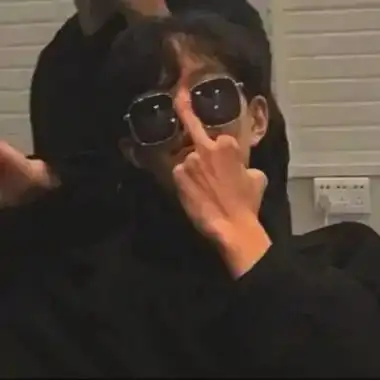 可爱沙雕男头 高清流行的新款搞怪沙雕男头图片_男生头像_美头网