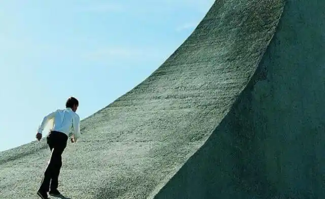 最艰难是做上坡路的时候