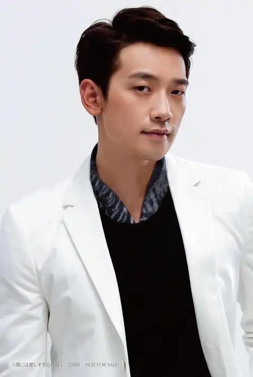 p>郑智薰(rain),1982年6月25日出生于韩国首尔,韩国流行男歌手,演员