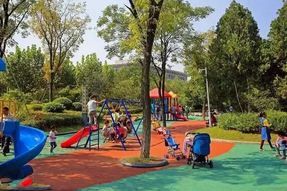 儿童娱乐广场
