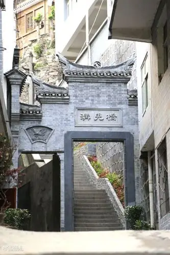 扫街白河老街桥儿沟