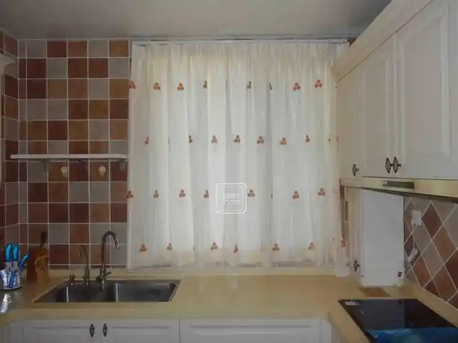 高颜值 高实用的厨房窗帘,看完立马想换窗帘!