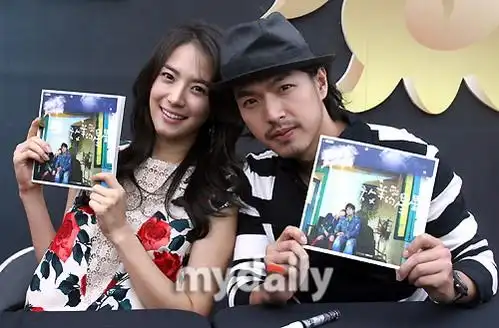 图文刘荷娜李威韩国会影迷刘荷娜与李威