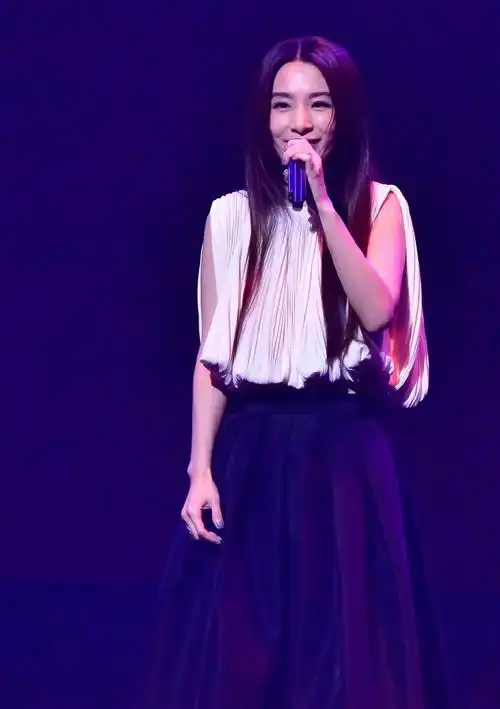 田馥甄hebe吧官方微博