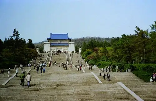 发一组97年的南京老照片