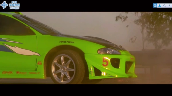 《速度与激情1》 中保罗沃克首次亮相开的是什么车?